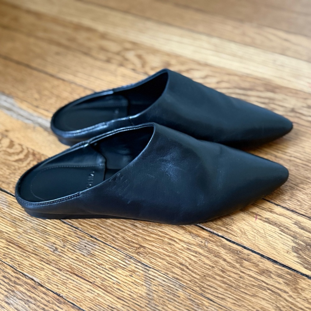 Vince Cay Slip On-B Leather Mule - Size 5